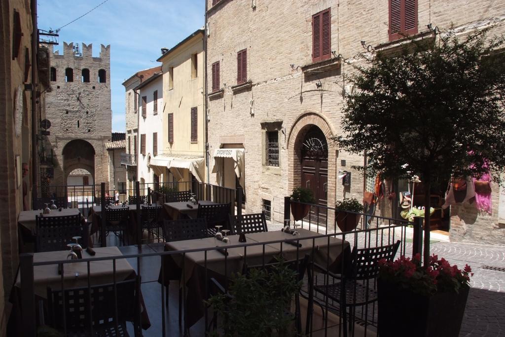 Oro Rosso Hotel Ristorante Montefalco Exterior foto